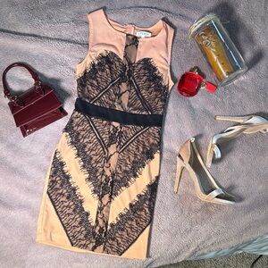 A|PEACH Sleeveless Peach Midi Dress with Black Lace Trim